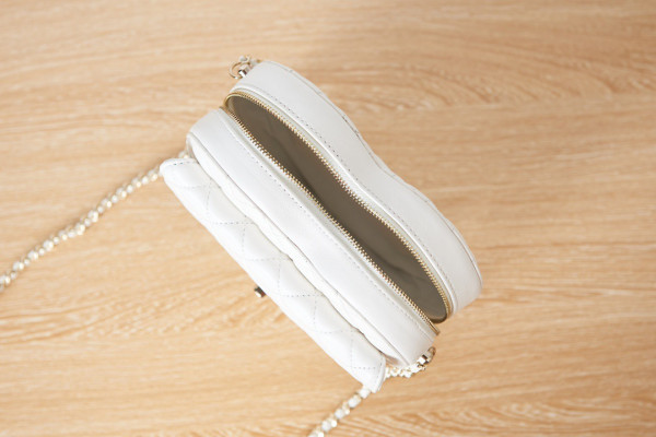 CL HEART BAG