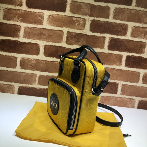 G*u*i off the grid shoulder bag