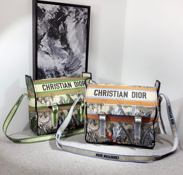 D*or oblique D*orcamp messenger bag
