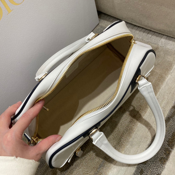D*or medium vibe zip bowling bag