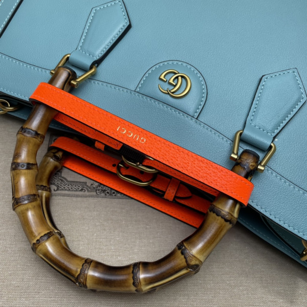 G*u*i diana medium tote bag