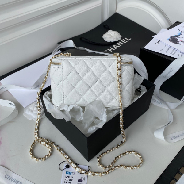CL SMALL VANITY WITH CLASSIC CHAIN