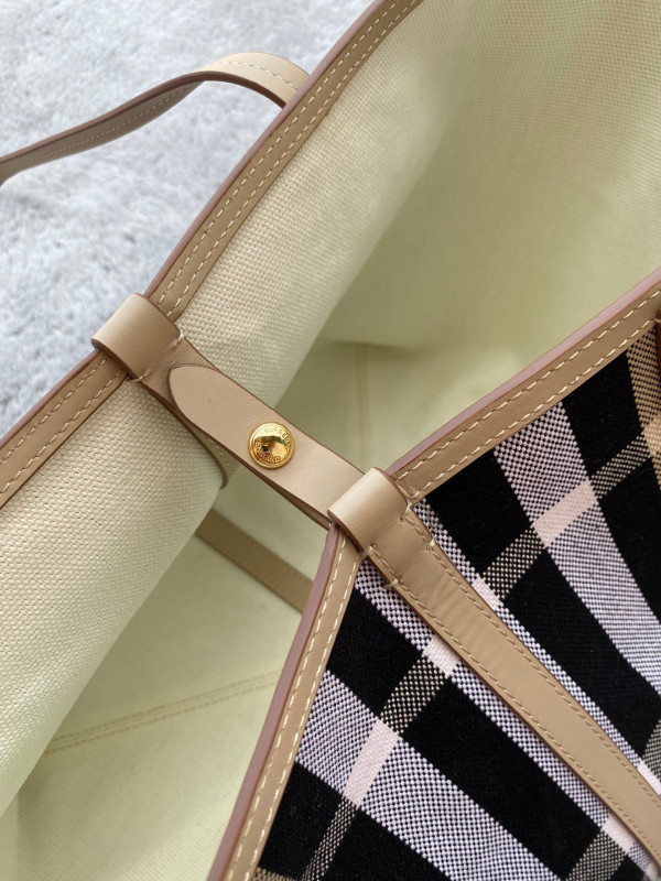 B**rry tote