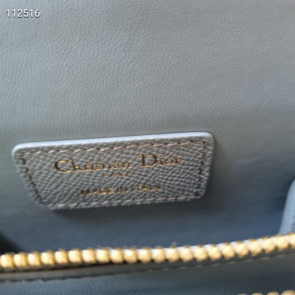 D*or medium st honorÉ tote