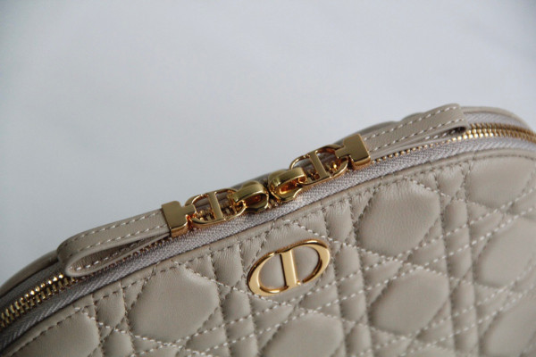 D*or caro beauty pouch
