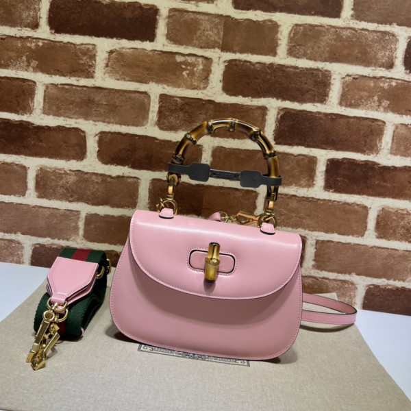 G*u*i small top handle bag with bamboo