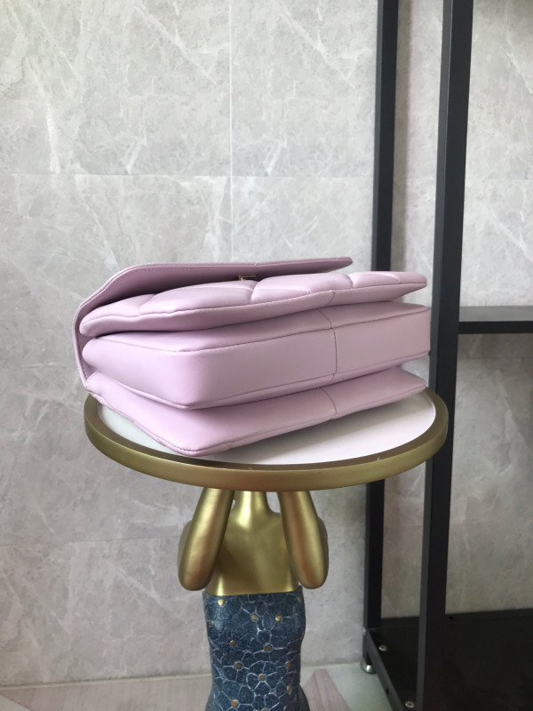 CL FLAP BAG WITH TOP HANDLE