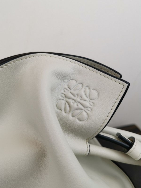 LOEWE Flamenco clutch