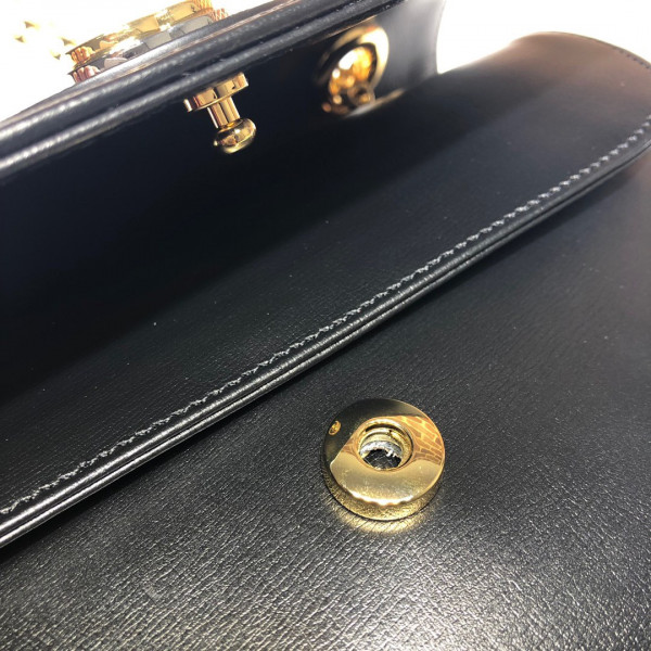 G*u*i marina small bag
