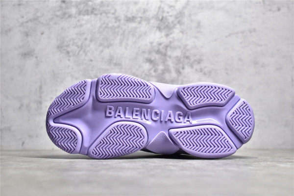 Ba*len*cia*ga triple s