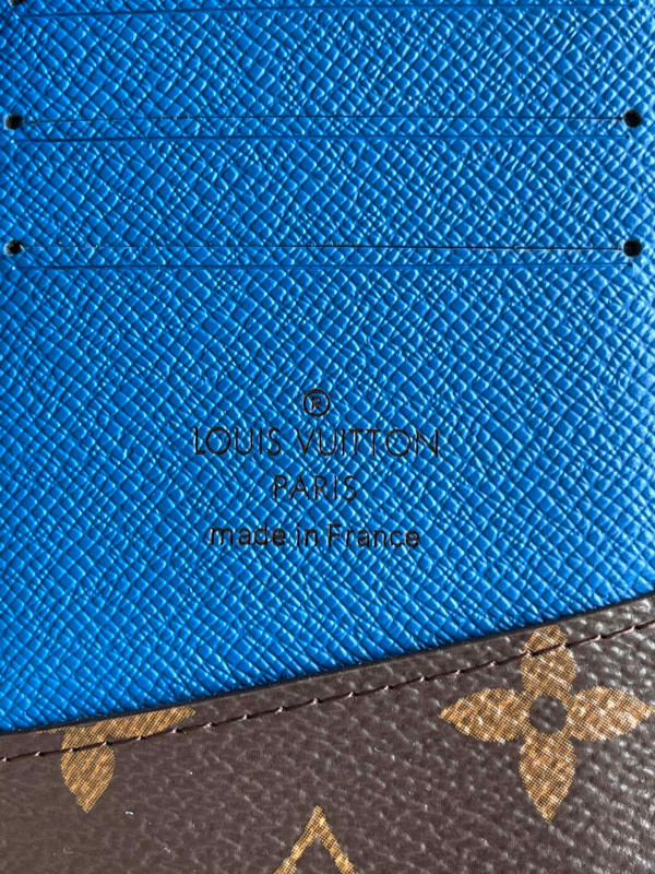 l**is V*t*n pocket organizer