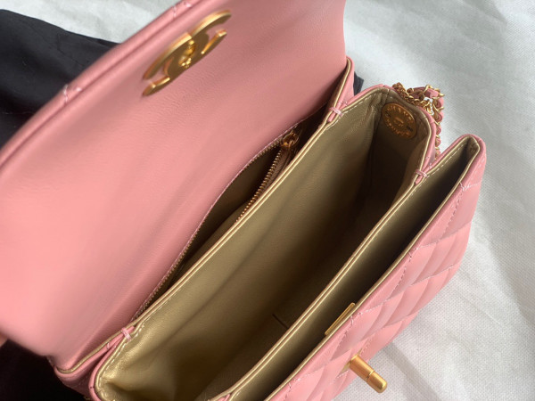 CL MINI FLAP BAG