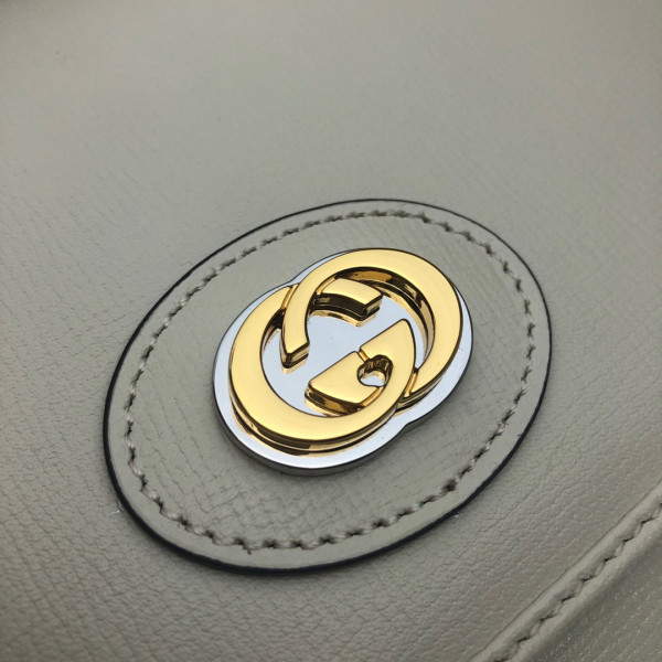 G*u*i marina small bag
