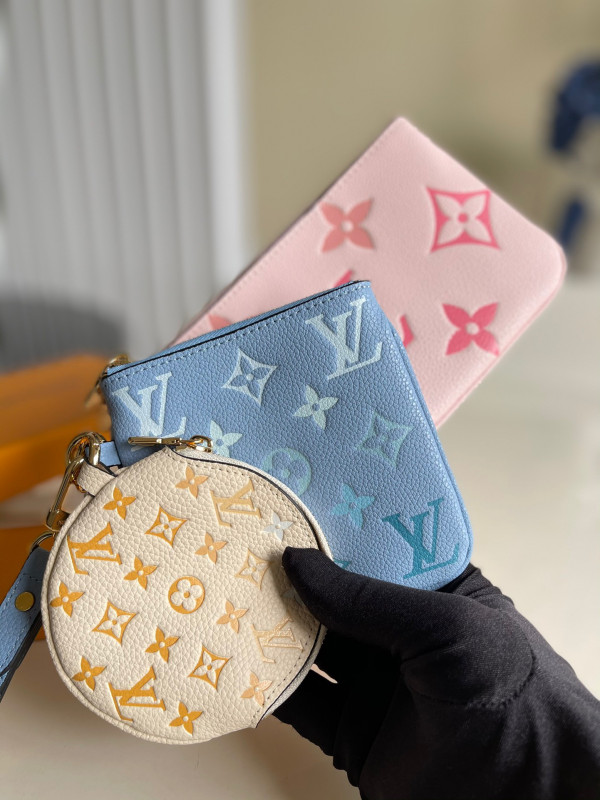 l**is V*t*n ntrio pouch