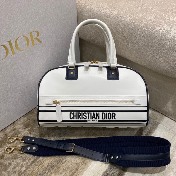 D*or medium vibe zip bowling bag