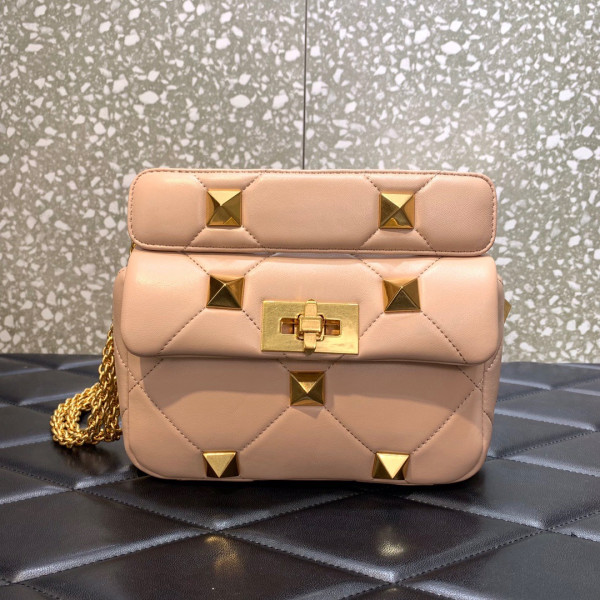 VALENTINO ONLINE EXCLUSIVE SMALL ROMAN STUD THE SHOULDER BAG WITH CHAIN