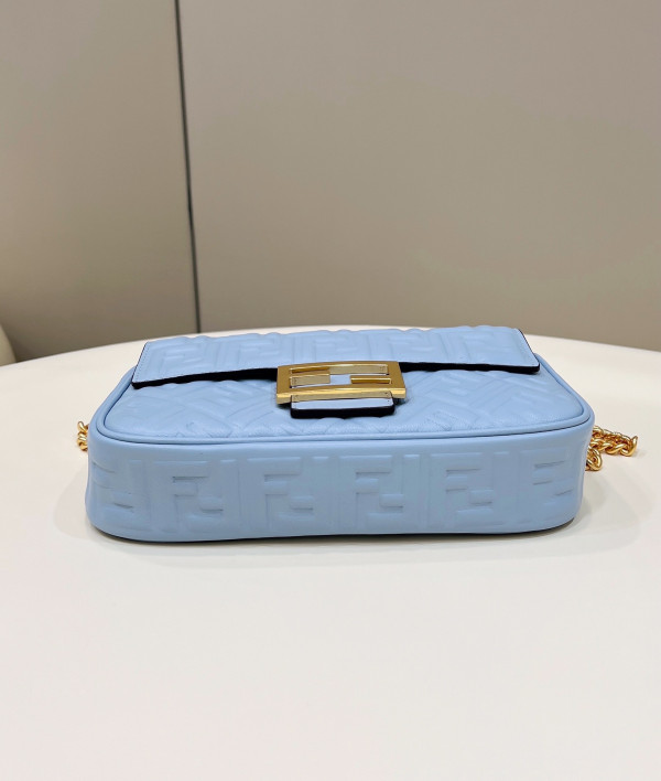 F**di baguette chain midi 397b98-24*14*7cm