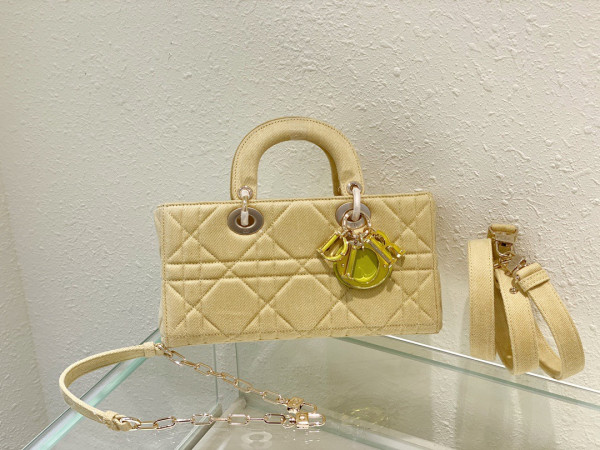 D*or lady d-joy bag