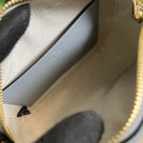 G*u*i gg matelassé leather shoulder bag