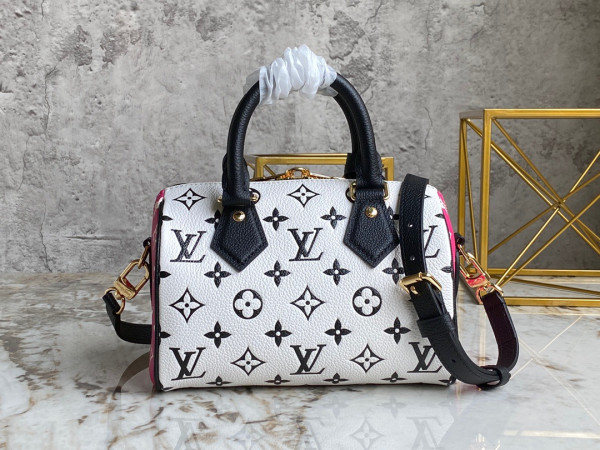 l**is V*t*n speedy bandouliÈre 20