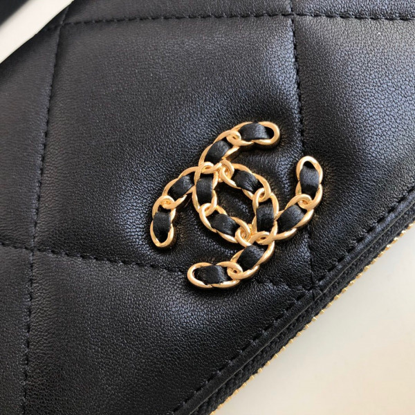 CL 19 ZIPPED WALLET