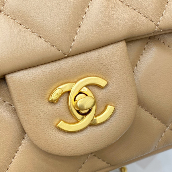 CL MINI FLAP BAG