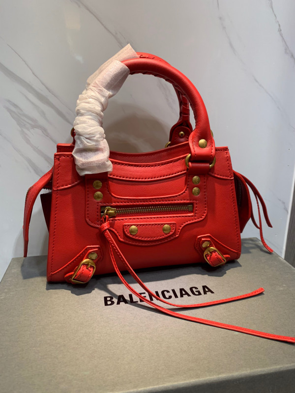 Ba*len*cia*ga neo classic mini top handle bag