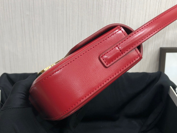 Ce**e triomphe shoulder bag