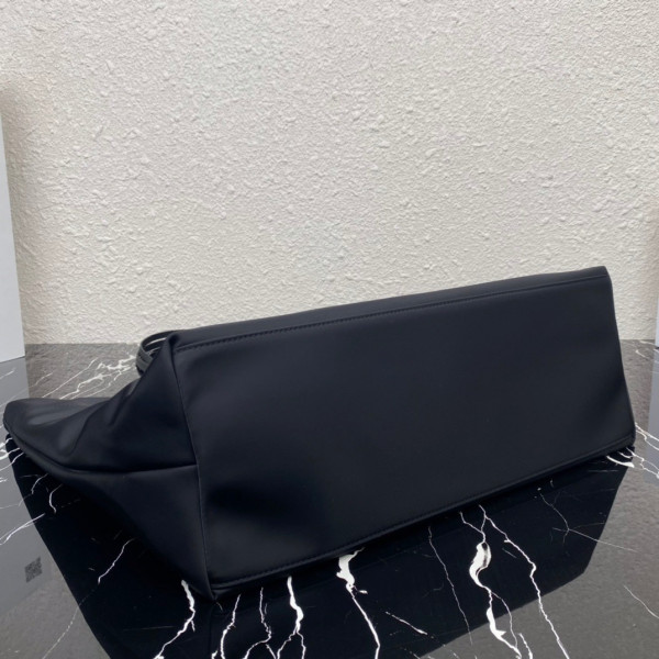 Pra*a re-nylon and saffiano leather tote bag