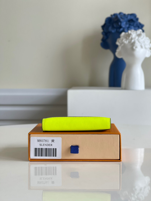 l**is V*t*n pocket organizer