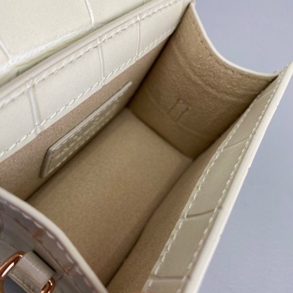 JACQUEMUS Le Chiquito Mini Bag