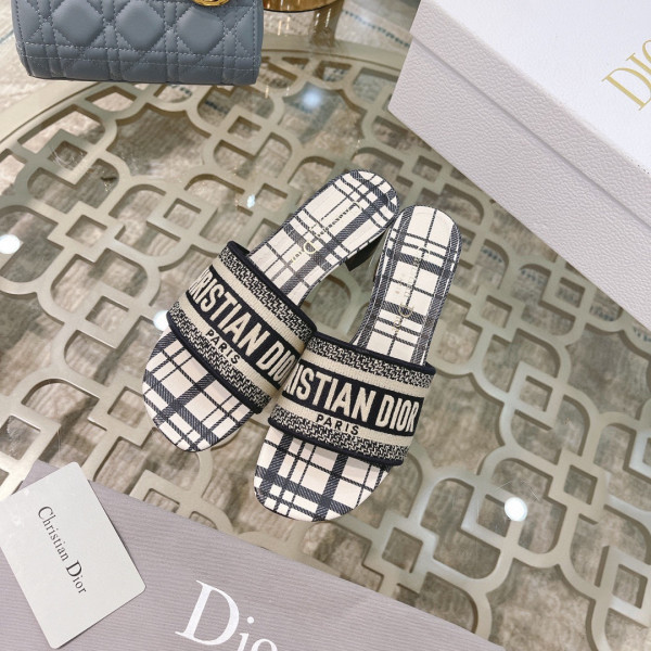D*or dway heeled slide