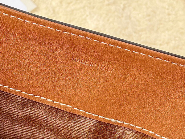 Ce**e cube bag cuir triomphe