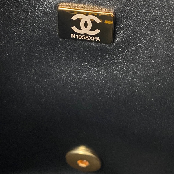 CL FLAP BAG
