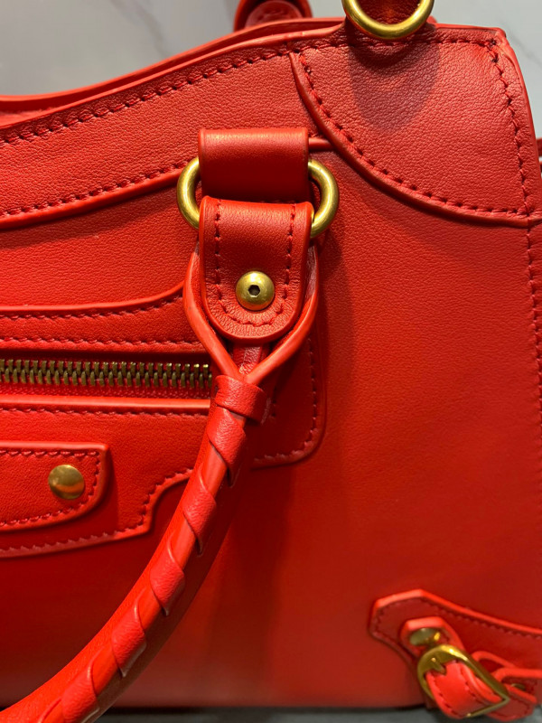 Ba*len*cia*ga neo classic small top handle bag