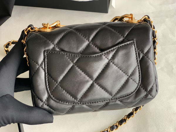 CL FLAP BAG