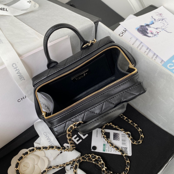 CL VANITY CASE