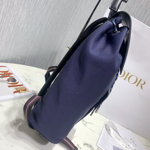 D*or backpack