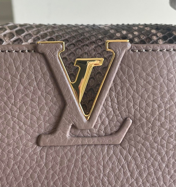 l**is V*t*n capucines mini
