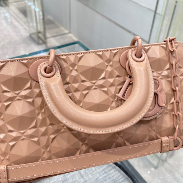 D*or lady d-joy bag