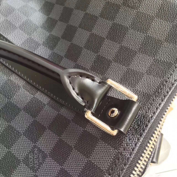 l**is V*t*n keepall 45
