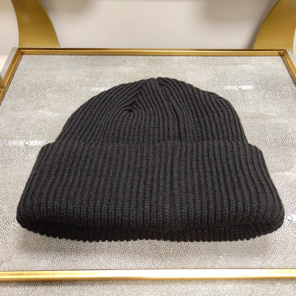 l**is V*t*n hat