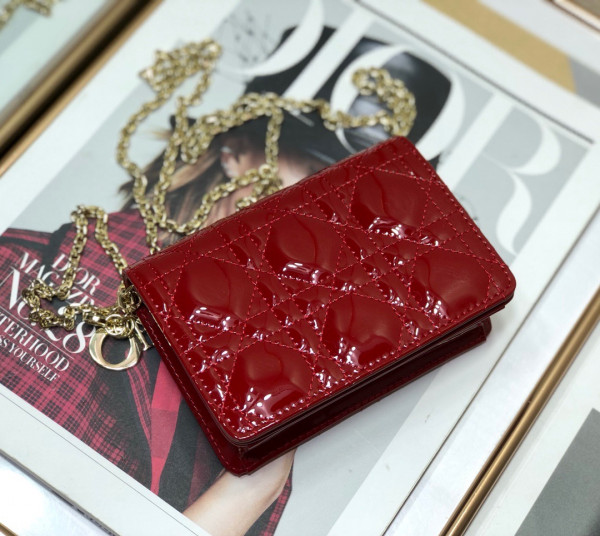 lady D*or nano pouch