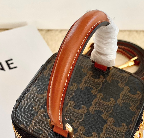 Ce**e mini vanity case in triomphe