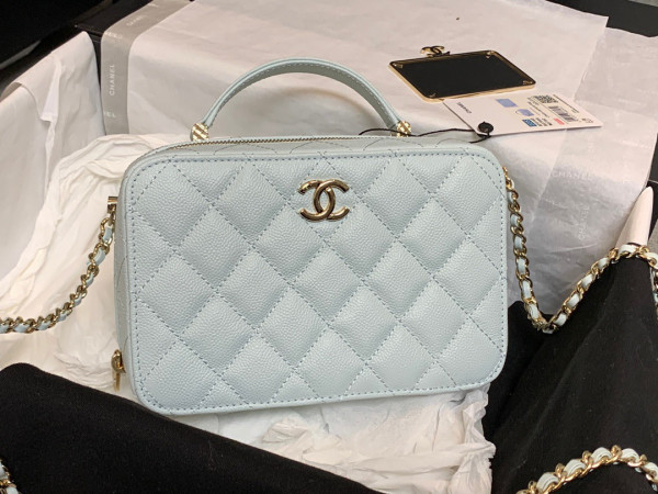 CL VANITY CASE