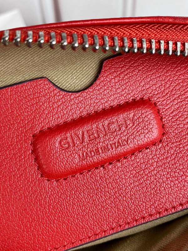 GIVENCHY NANO ANTIGONA