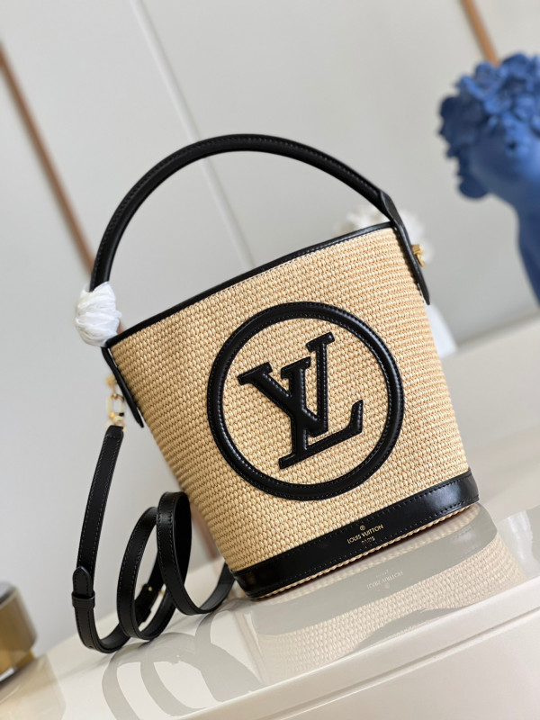 l**is V*t*n petit bucket