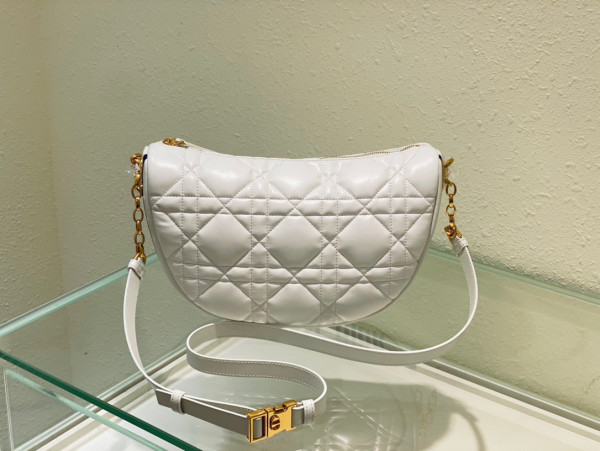 D*or medium vibe hobo bag