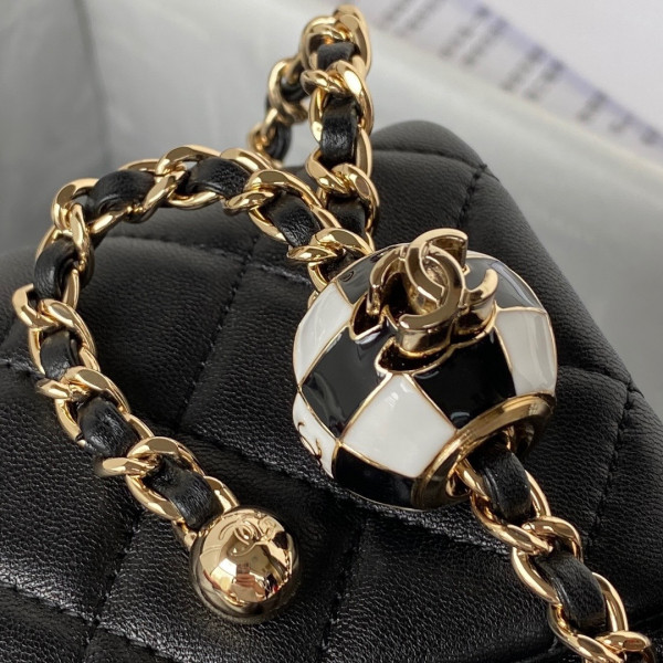 CL MINI FLAP BAG