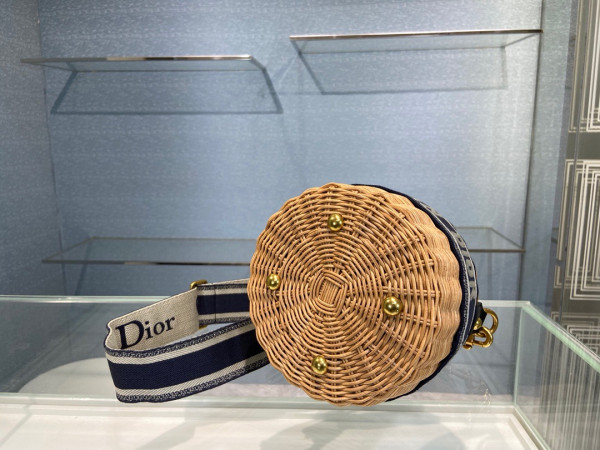 D*or wicker bucket bag